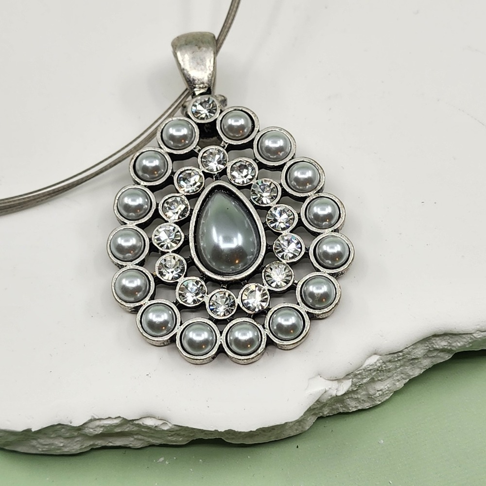 Premier Design Gray Pearl Rhinestone Teardrop Silver Tone Pendant Necklace Glam